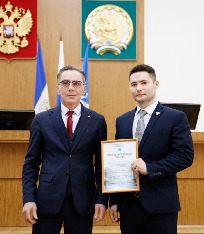 ef37794f-b0b7-4dd5-83d0-8aeee6c69c66.jpg